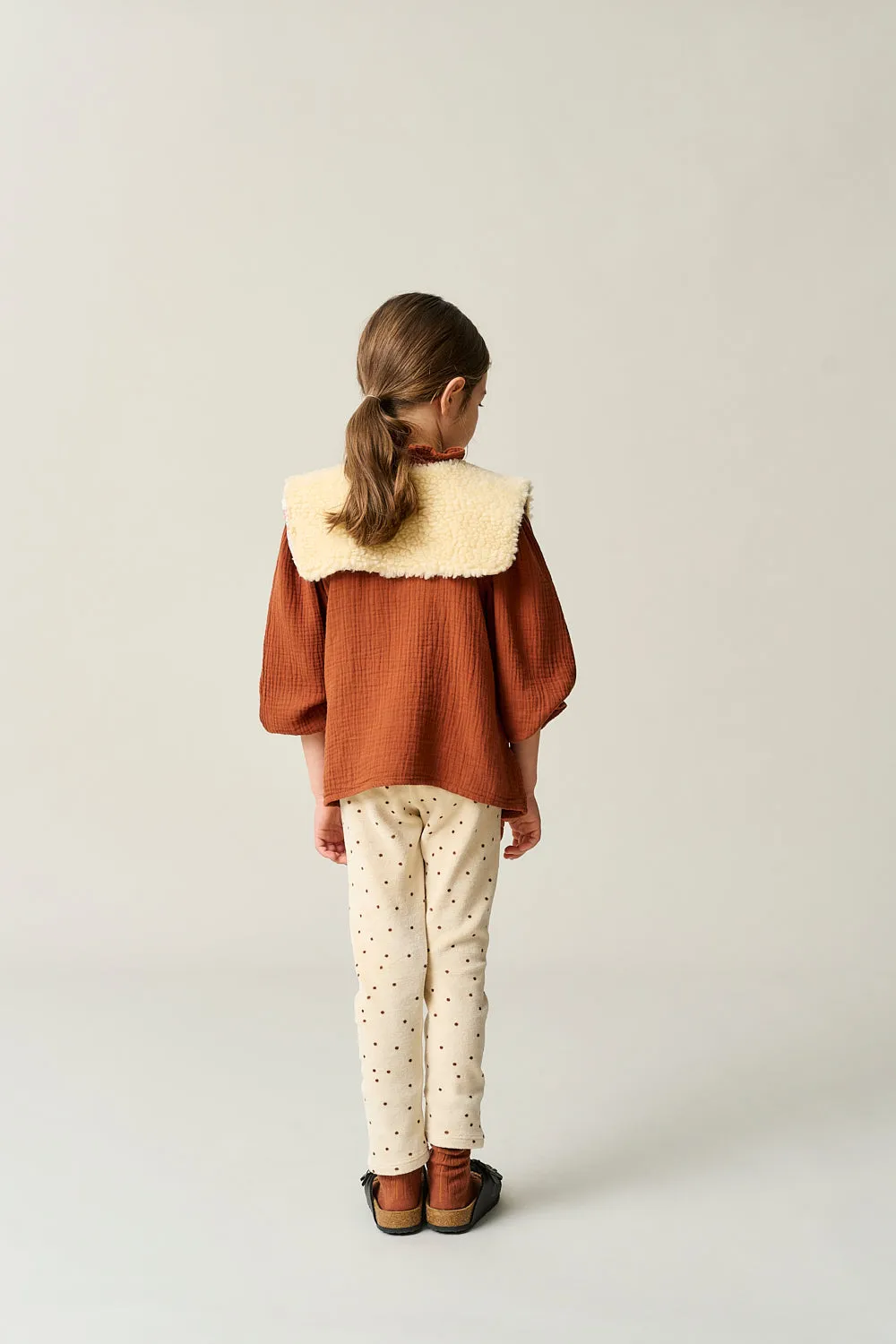 Faux shearling collar
