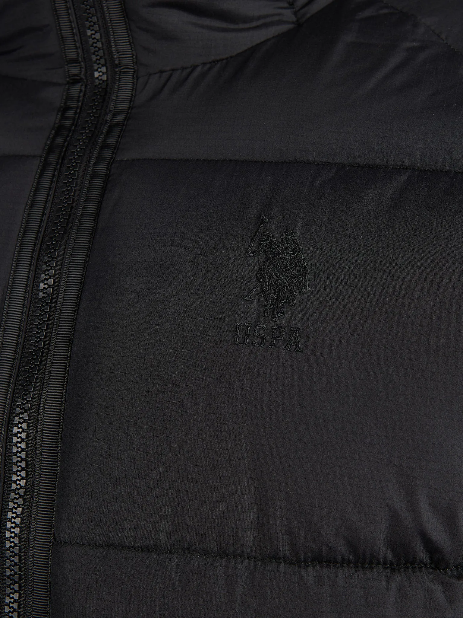 Mens Ripstop Hooded Puffer Jacket in Black