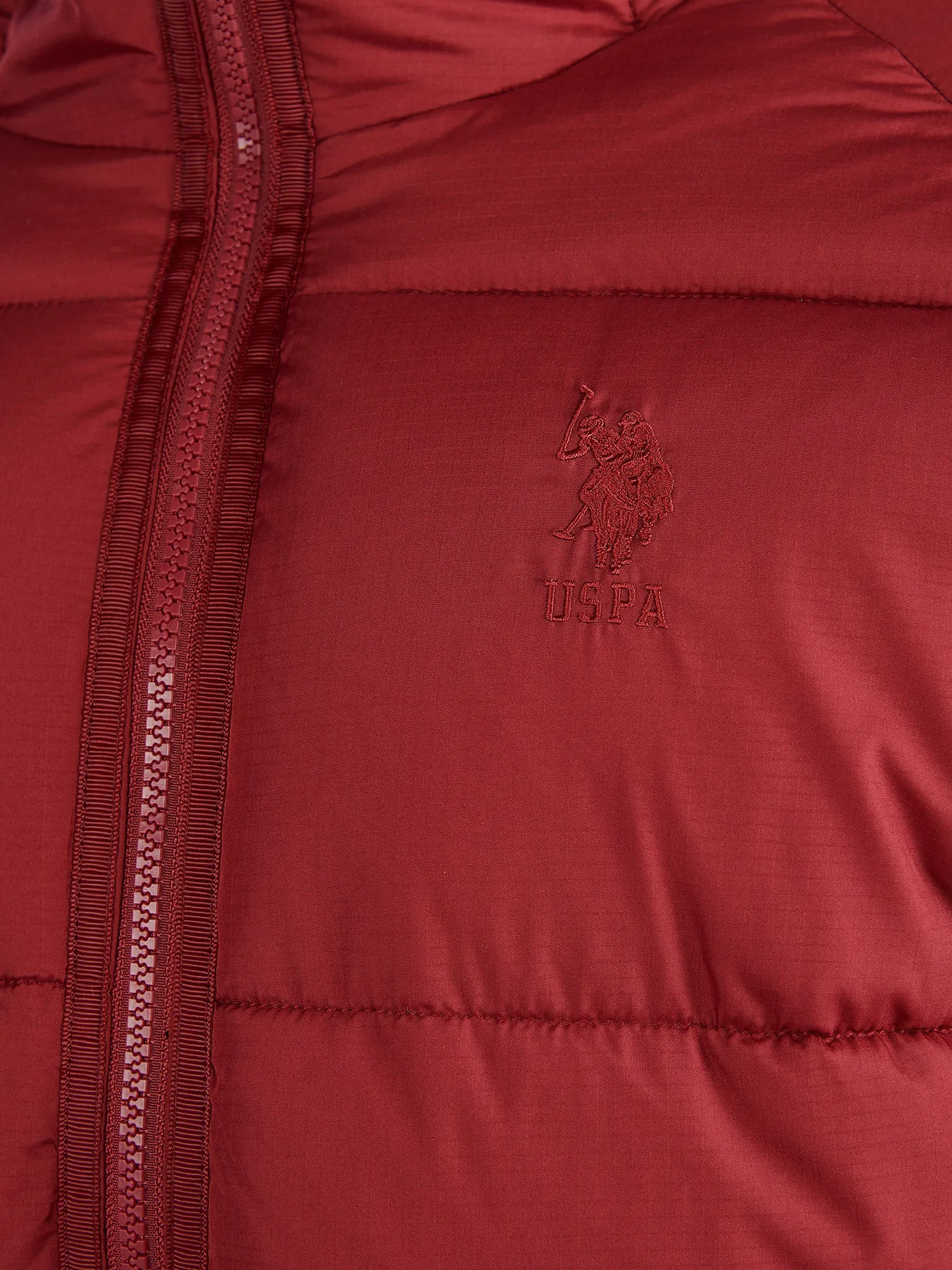 Mens Ripstop Hooded Puffer Jacket in Tibetan Red