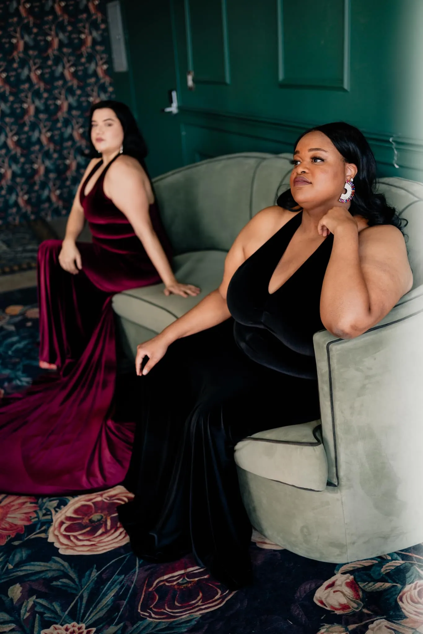 The Hollywood Evening Gown (Black)